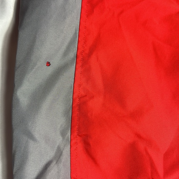 Ohio State Pullover OSU OH IOXXL Nylon Pullover Half Zip. See pic small hole - Picture 4 of 10